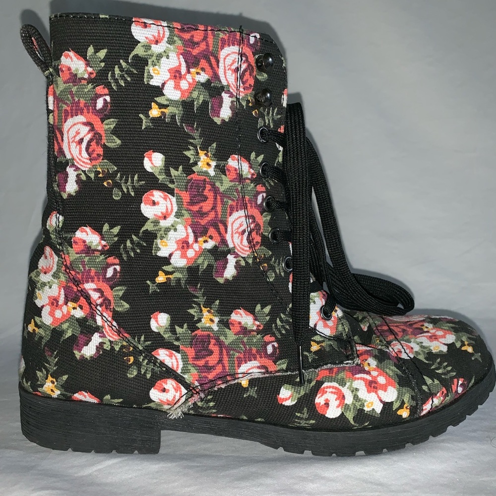 Floral boots
